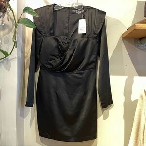 NWT Dao Chloe Dao Black Dress